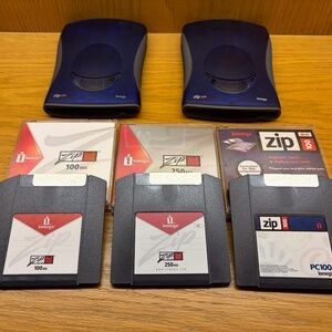 Vintage tech: Bundle of 2x USB Zip Drives plus 3x Blank Zip Disk Media